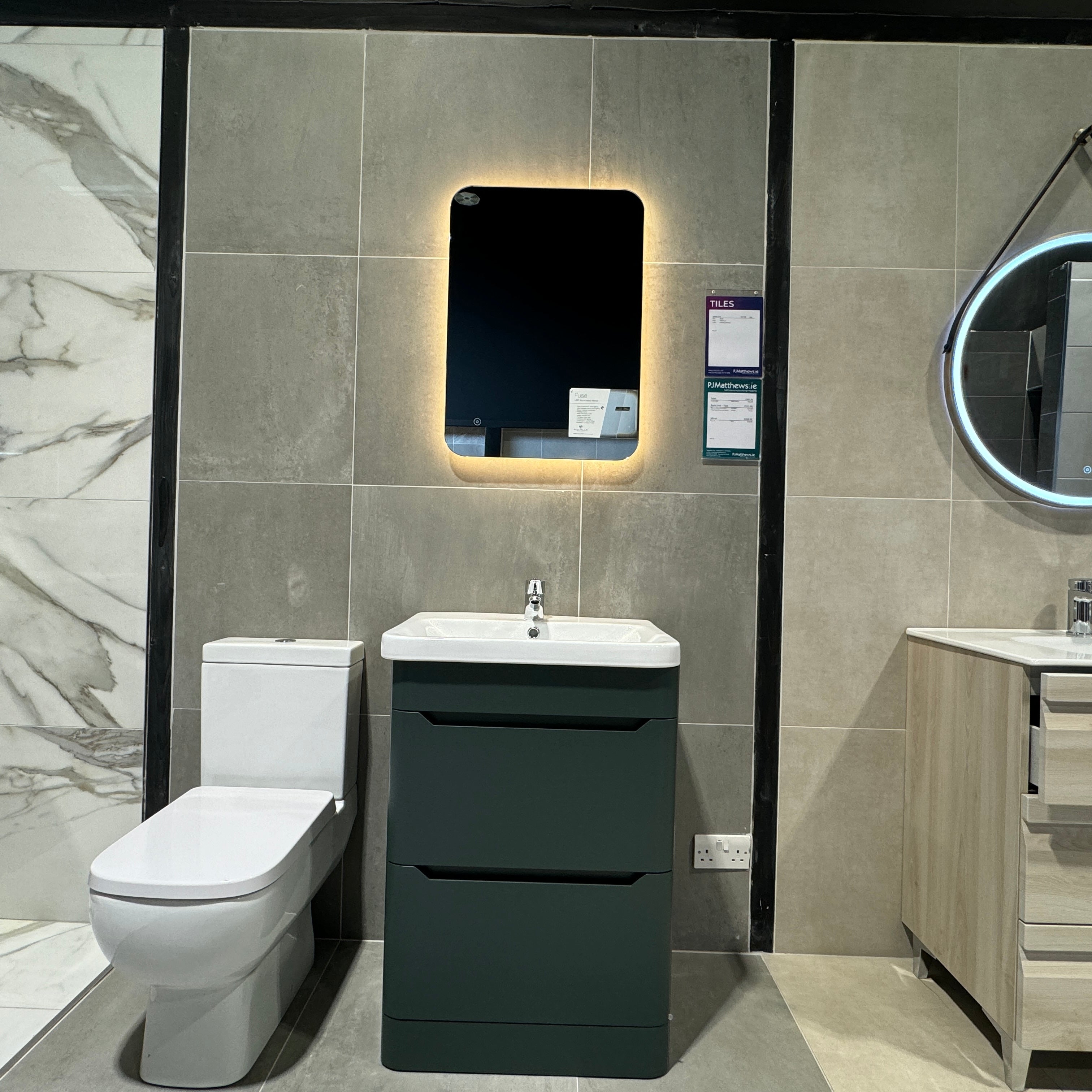 Showroom Bay 31