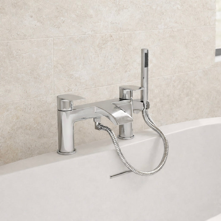 Velora - Luma Bath Shower Mixer Chrome